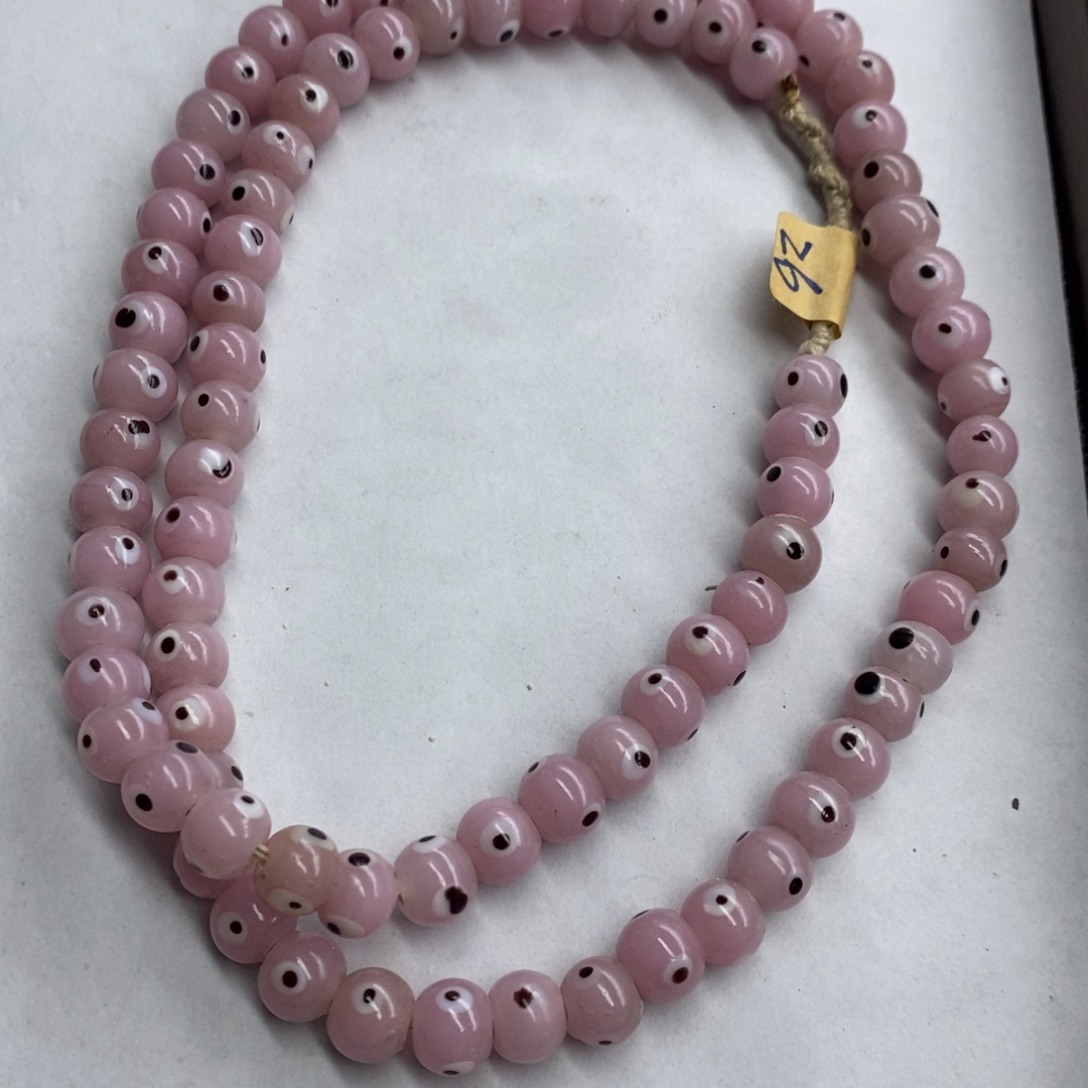 琉璃颈饰粉色飘点圆珠卡9