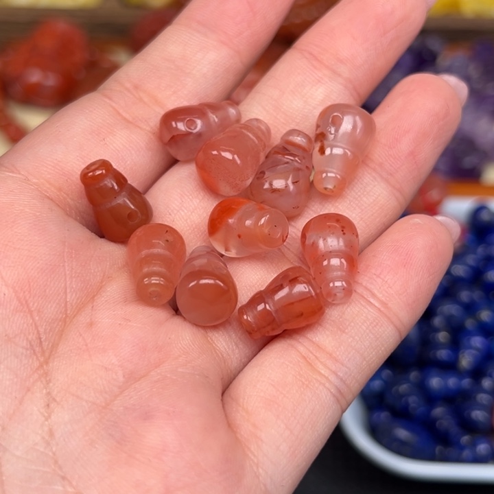 兔***子南红玛瑙未镶嵌吊坠(不含链)