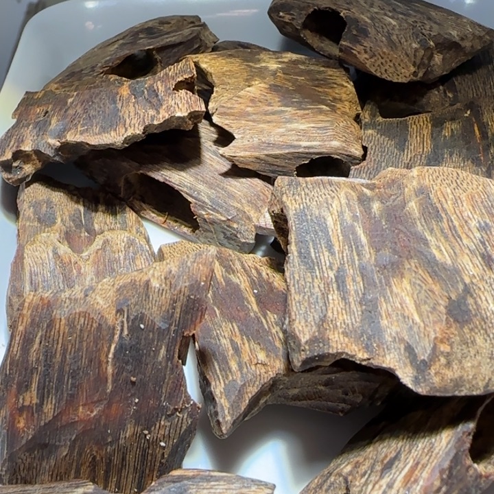 沉香手把件海南老白棋沉水块料50克