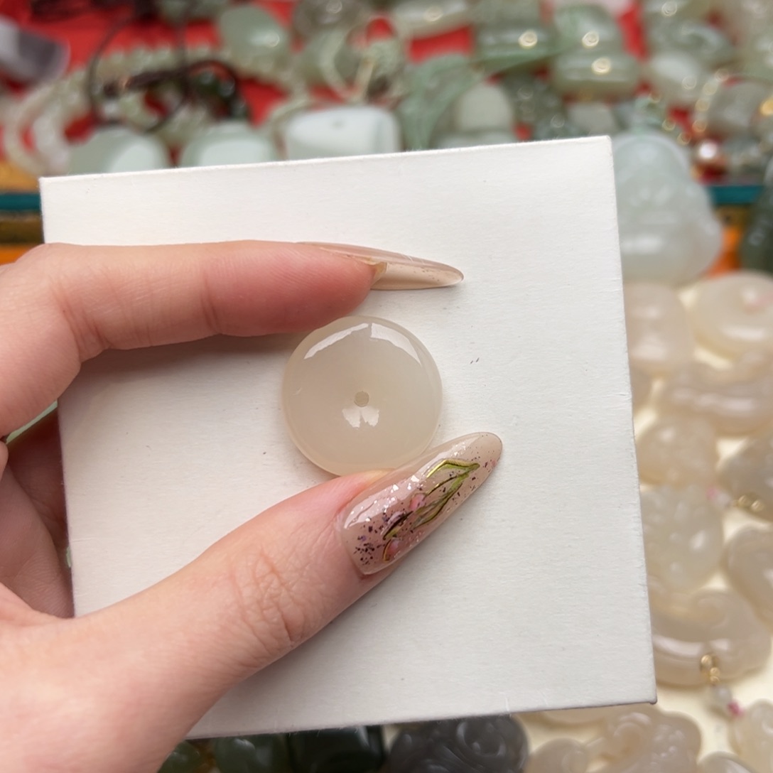 和田玉颈饰未镶嵌晓*