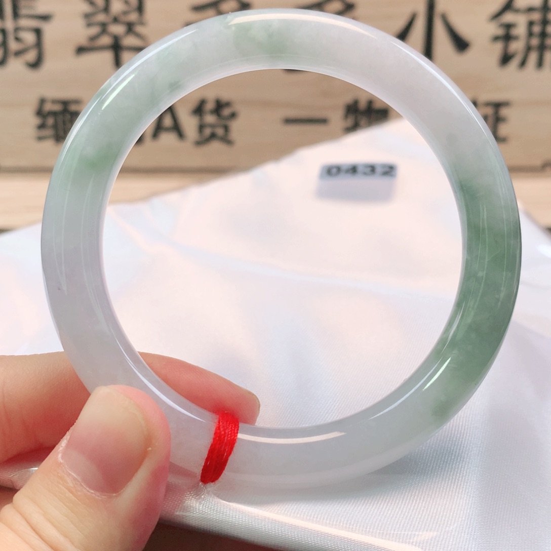 翡翠未镶嵌手镯0432号