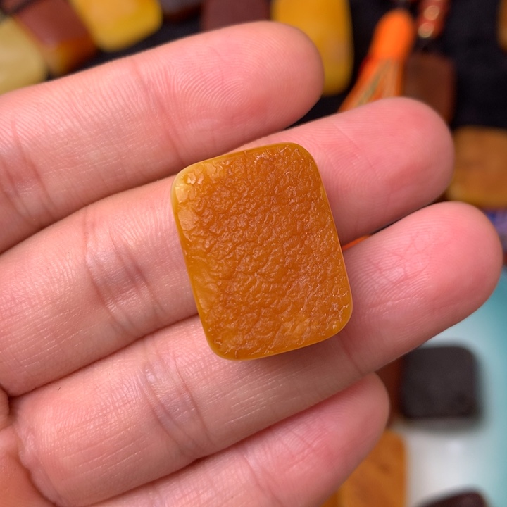 原皮留皮牌子配饰