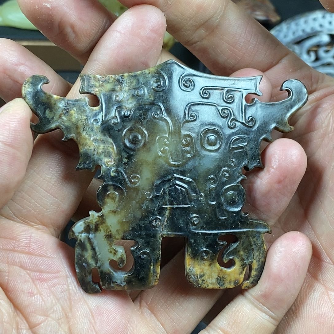 和田玉（糖玉）挂件未镶嵌莱****店