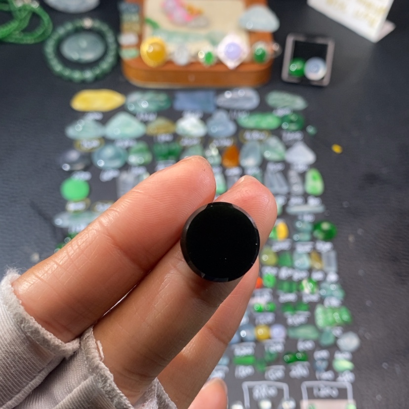 【闪购商品】翡翠挂件未镶嵌圆牌