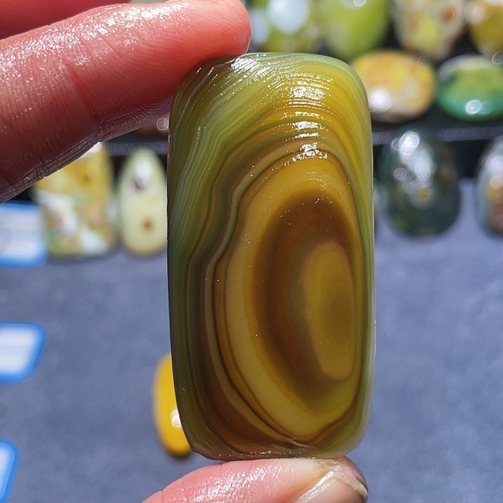 玛瑙/玉髓未镶嵌珠宝奇石