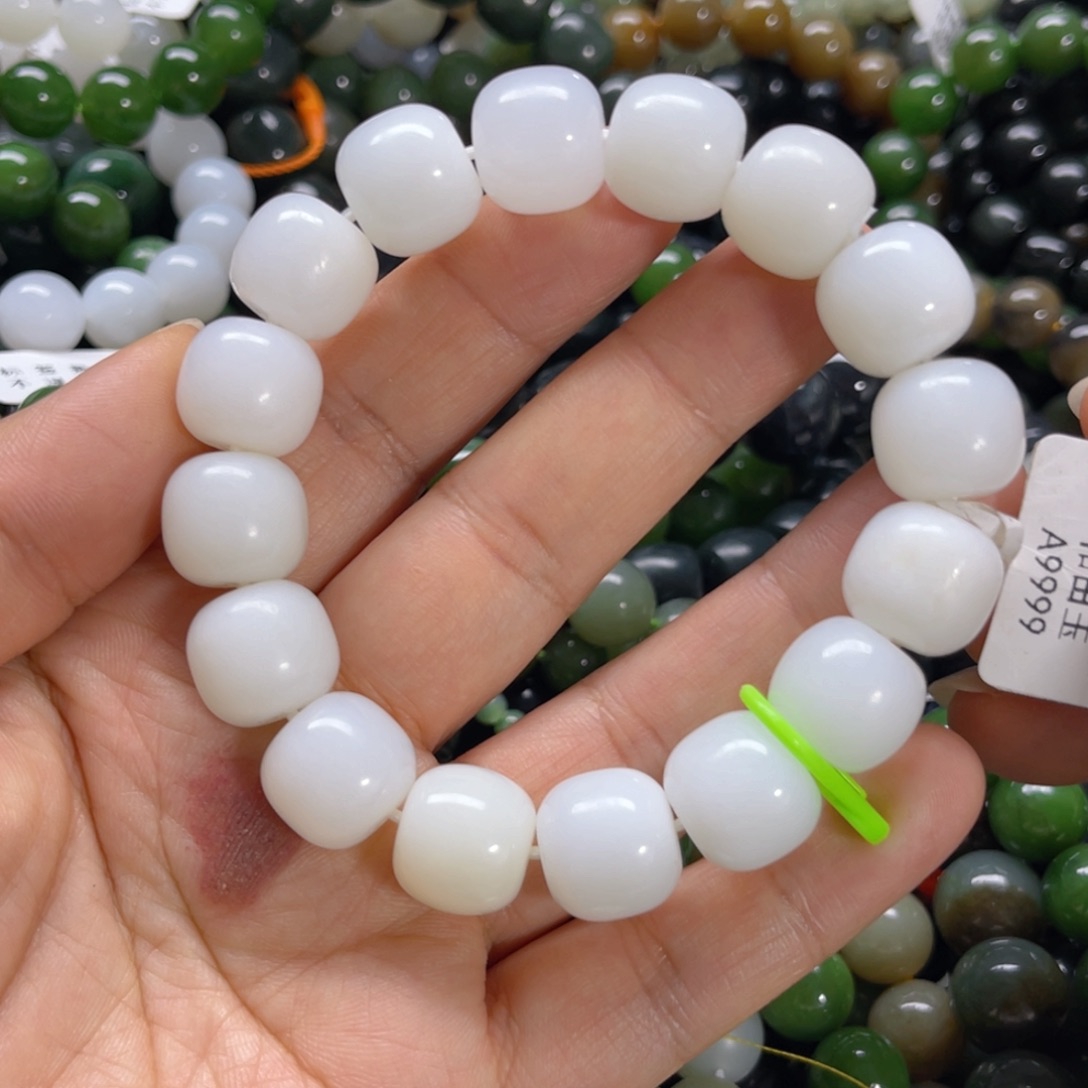 未镶嵌手链和田玉