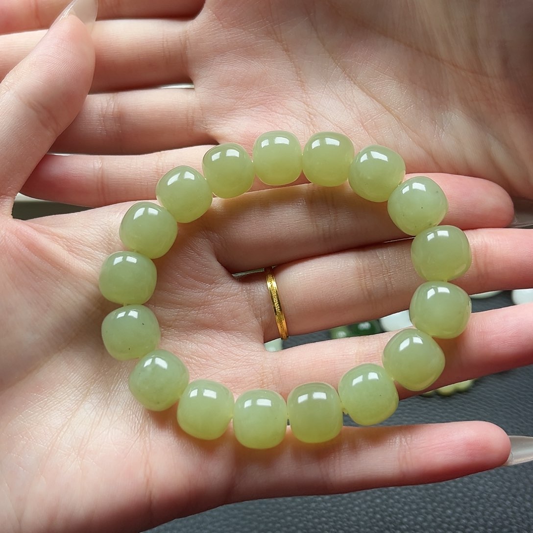 和田玉手链未镶嵌