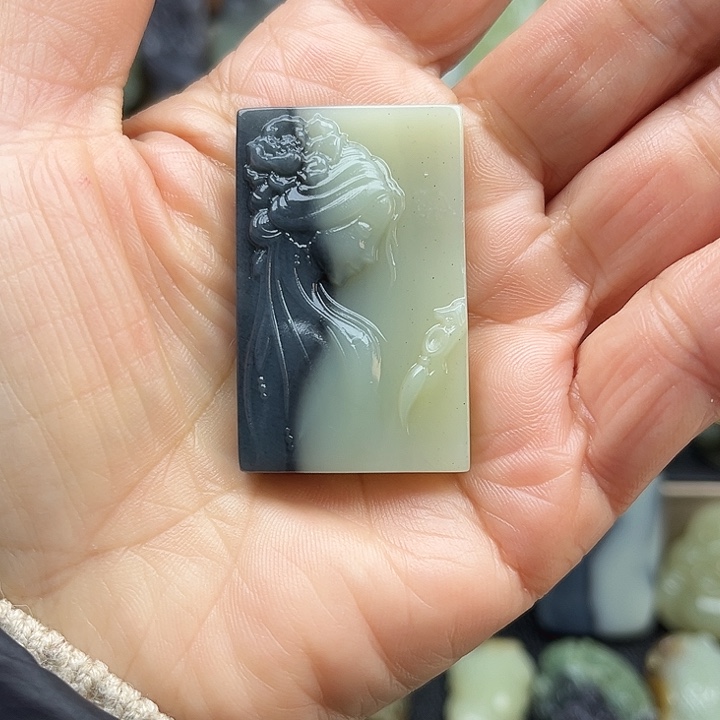 食***天和田玉（糖玉）未镶嵌手链