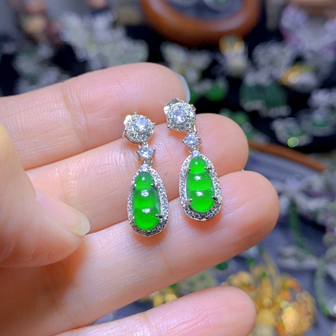 翡翠颈饰银S925镶嵌天然翡翠