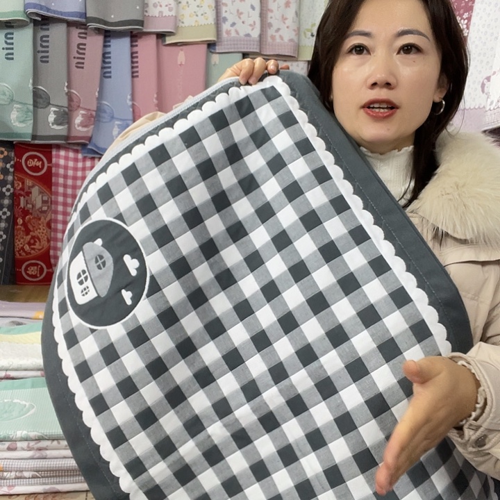 棉特价促销黑色小房子