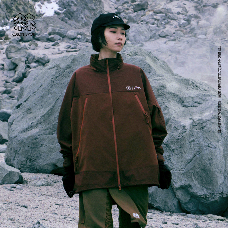 KOLON SPORT可隆软壳衣男女同款防水COMFY联名多口袋连帽软壳夹克