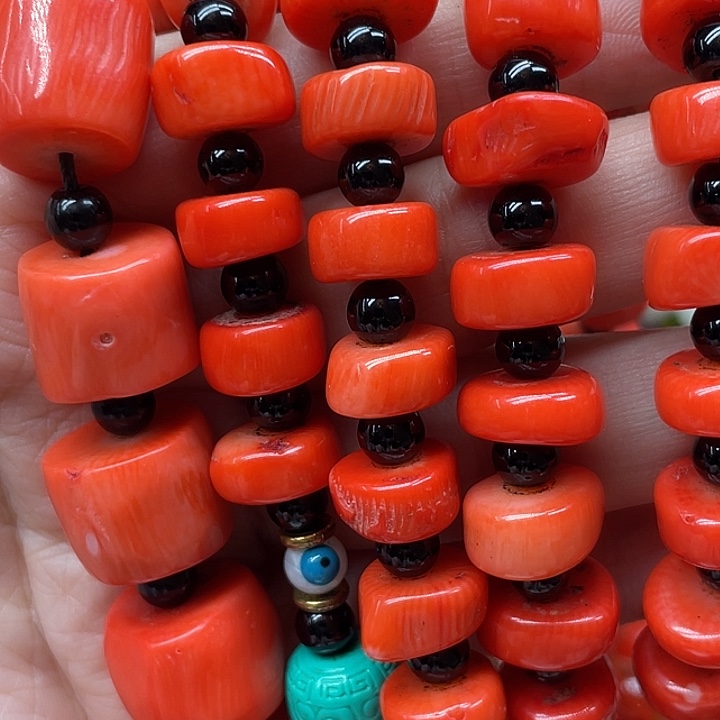 娇***巅玛瑙/玉髓未镶嵌颈饰