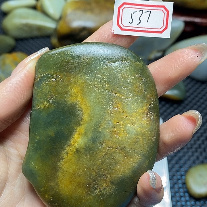 和田玉（糖玉）未镶嵌挂件537