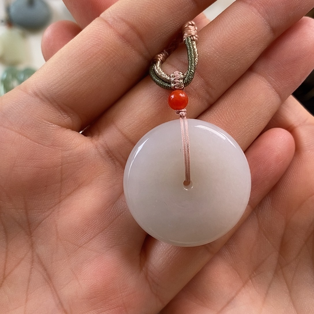 云***补和田玉未镶嵌颈饰