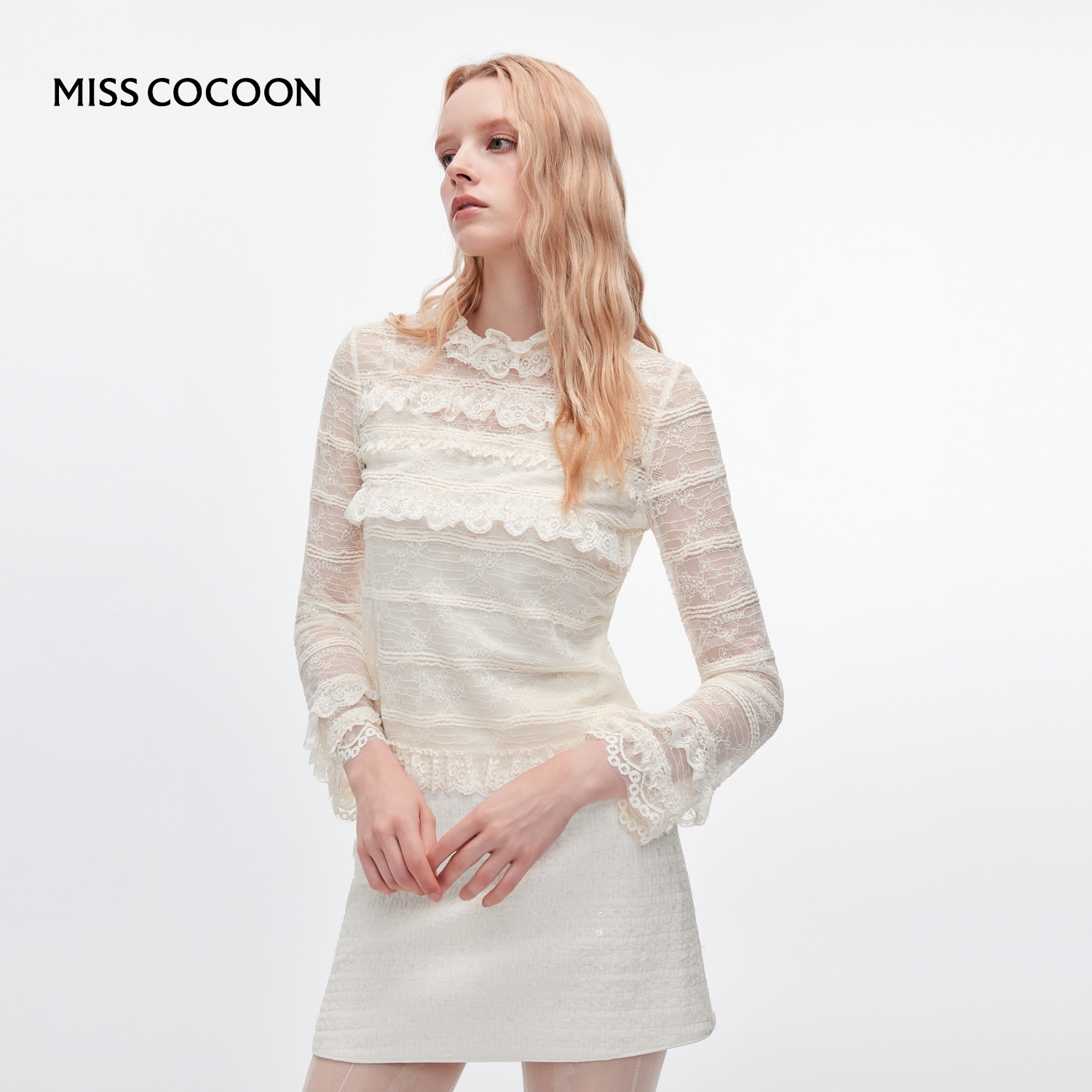 MISSCOCOON可可尼白色花苞立领蕾丝衫女2025秋冬新款千金风打底衫