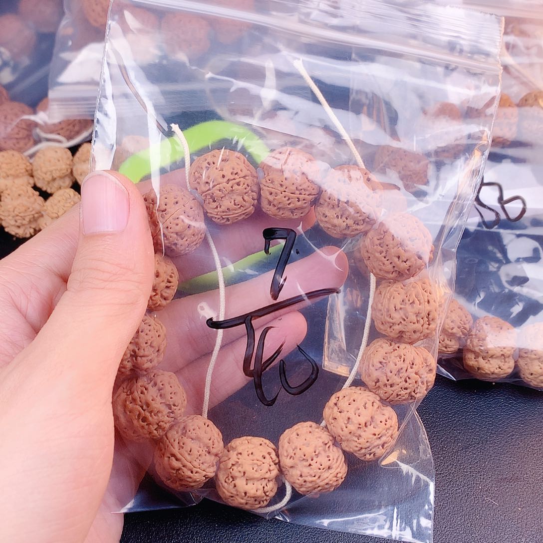 小***陆吊坠金刚菩提07————-