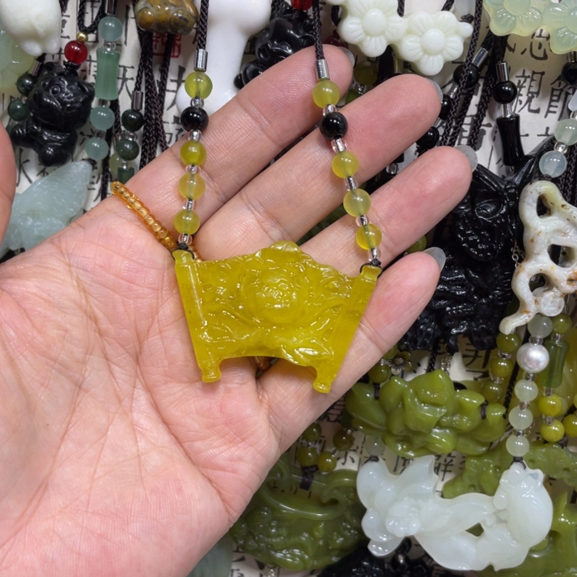 【闪购商品】岫玉颈饰未镶嵌81吊坠