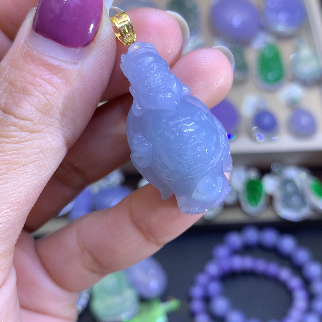 翡翠挂件18K金镶嵌翡翠