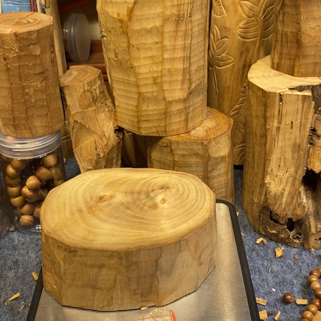 龍***）檀香木老山檀香木木木木