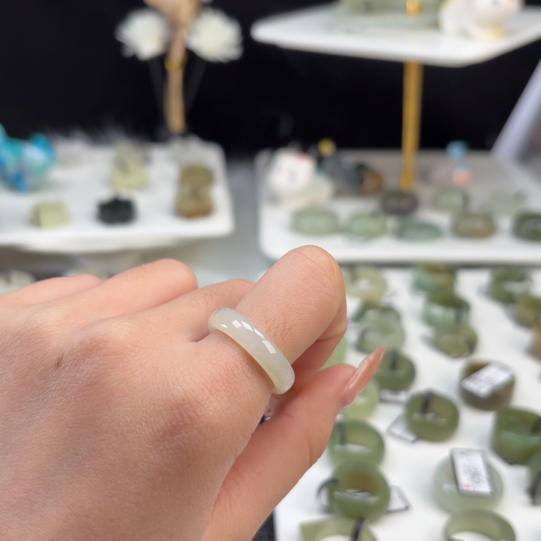 和田玉未镶嵌戒指o99冰白细条17.1