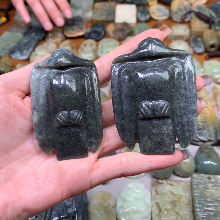 岫岩河磨玉（透闪石质玉）颈饰未镶嵌喜**多