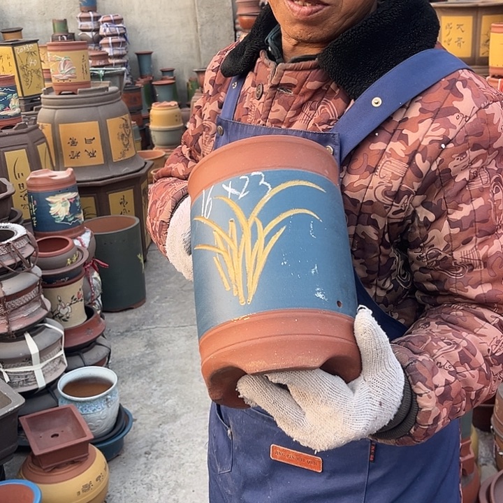 紫砂紫砂花盆和小