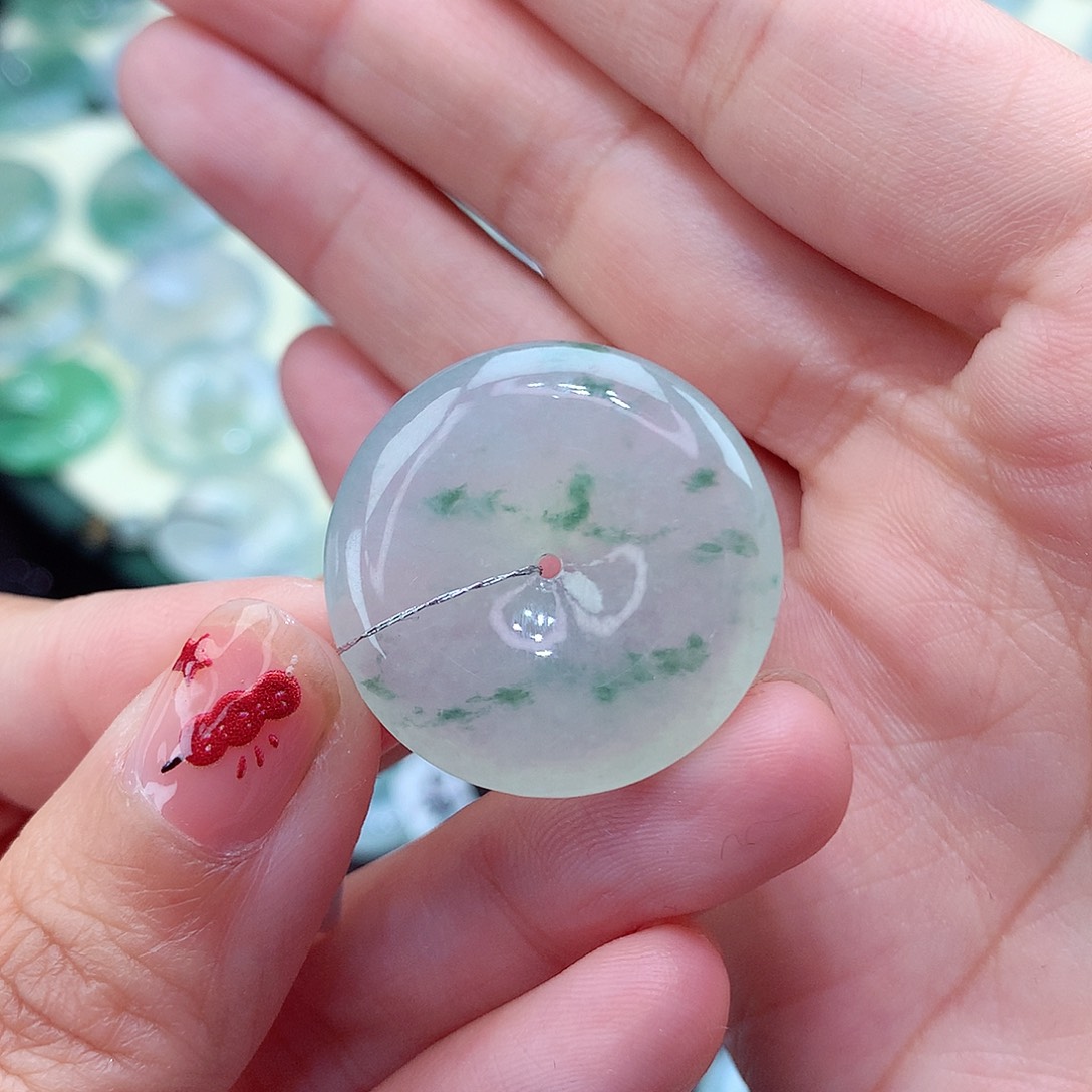 翡翠颈饰未镶嵌84翡翠26/6