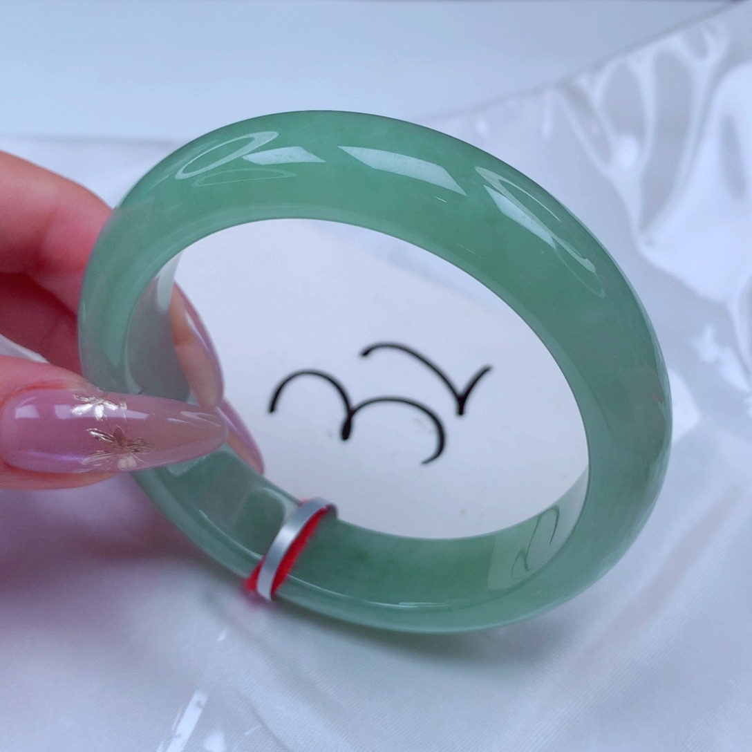 翡翠手镯未镶嵌翡翠54