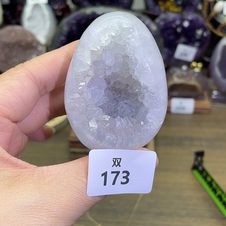 未镶嵌水晶大型摆件（非配饰）