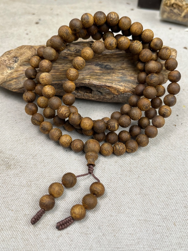 沉香奇楠白奇虫漏留疤圆珠母多圈卡8-29克多样性发一条