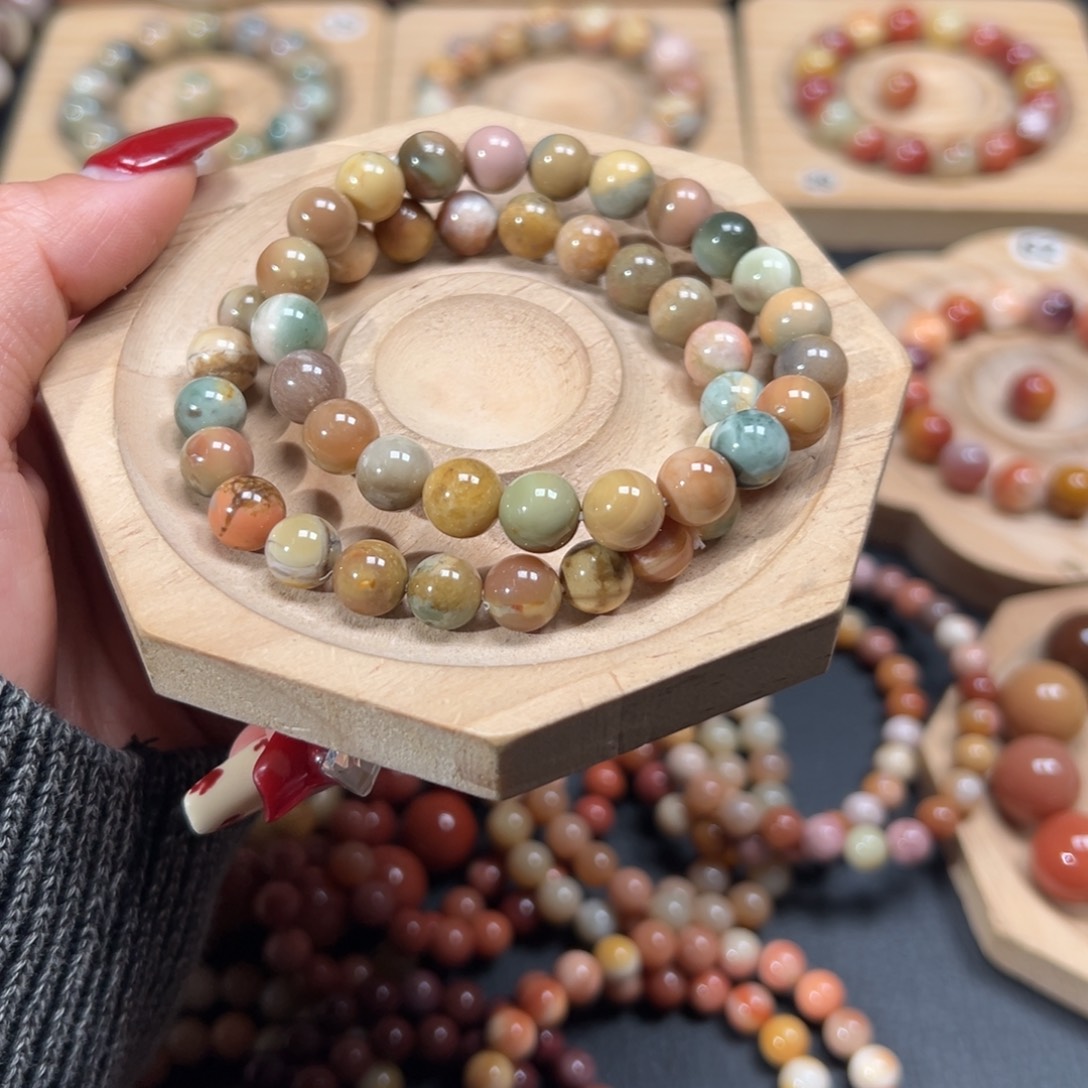 均***均石英质玉未镶嵌手链49