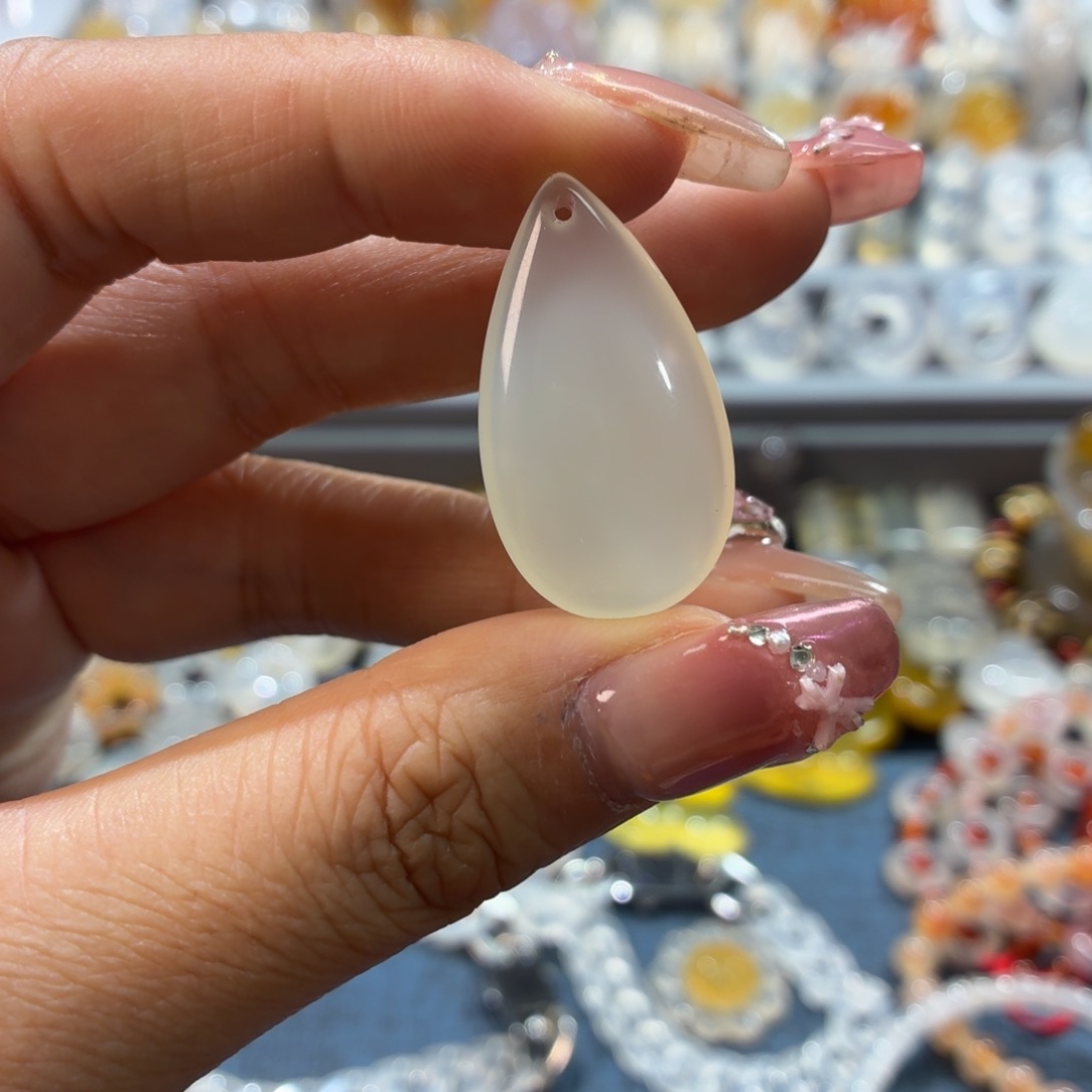 玛瑙/玉髓未镶嵌吊坠(不含链)