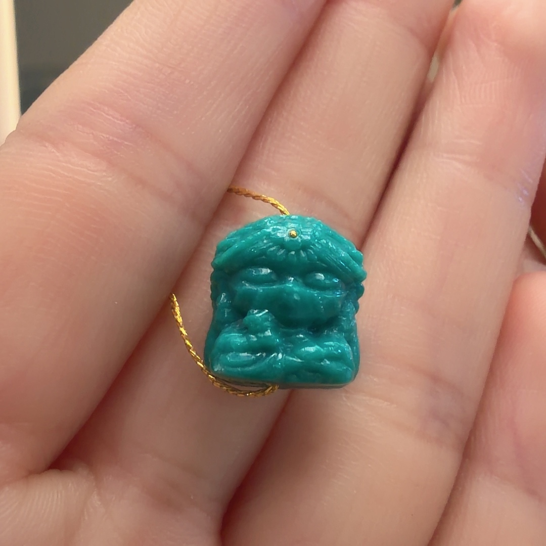 绿松石未镶嵌颈饰