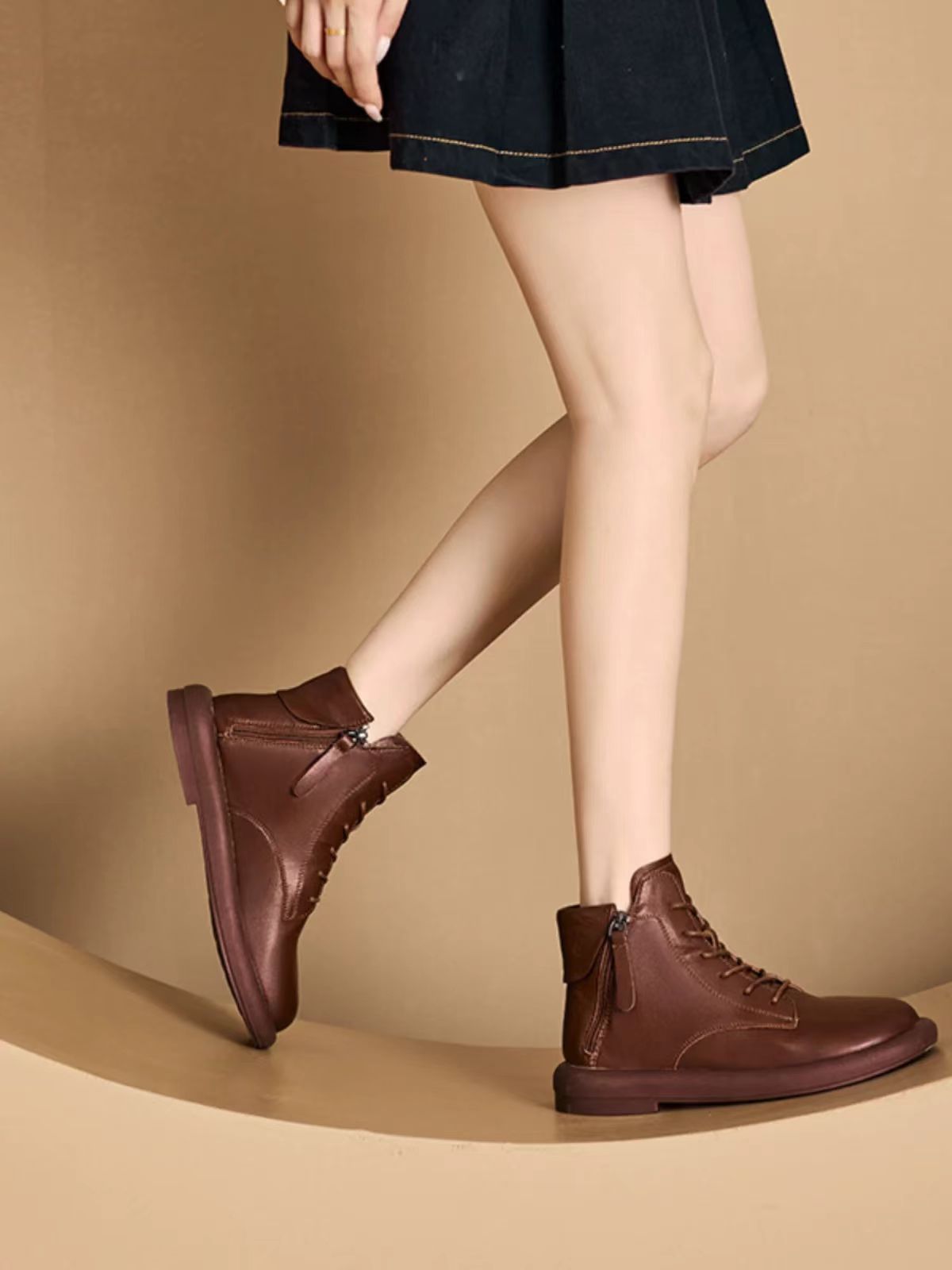 女靴冬季女牛皮瘦瘦靴防滑圆头秋冬马丁靴平底