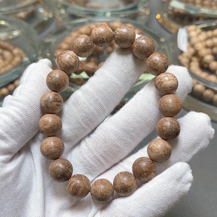 沉香手串菩萨虎斑奇1.1mm/8.6克