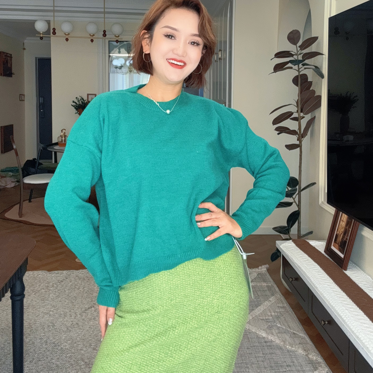 新款洋气毛衣女韩版宽松百搭洋气加厚慵懒圆领针织衫➕绿色半身裙