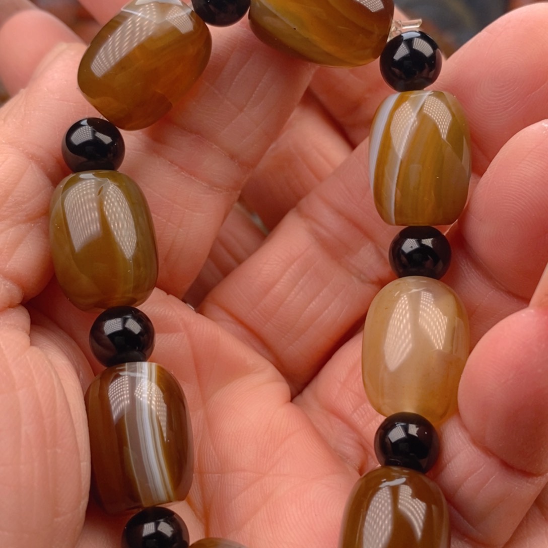 玛瑙/玉髓颈饰未镶嵌