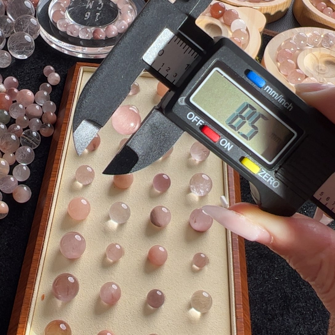 看***！未镶嵌水晶手链8.5m定制