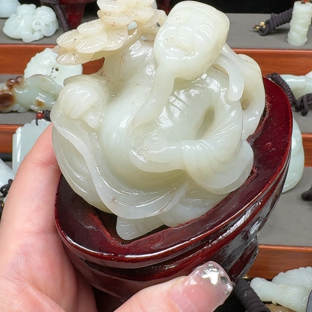 无***鸟和田玉未镶嵌摆件