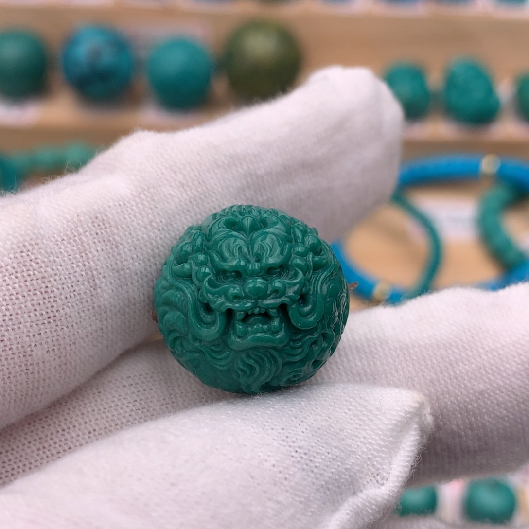 未镶嵌绿松石珠宝奇石