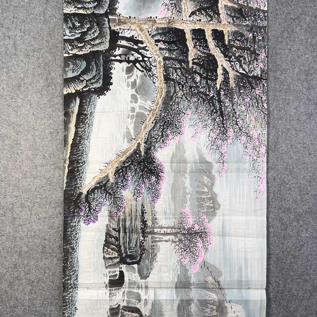 国画483 花鸟在此处飞翔也不太方便呀