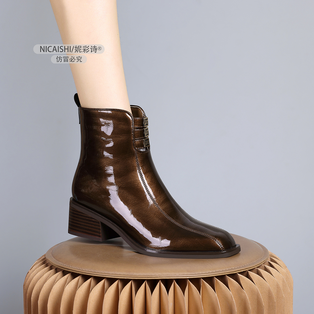 2024年新款欧美英伦风短靴厚底粗跟小个子棕色短筒女靴0408