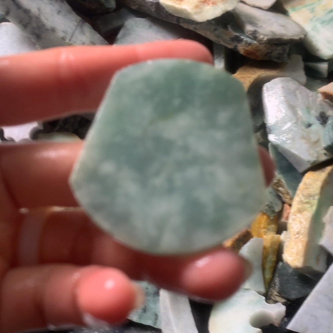 翡翠颈饰未镶嵌缅甸翡翠