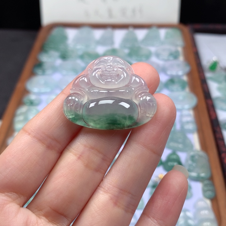 颈饰未镶嵌翡翠冰种飘花大佛公