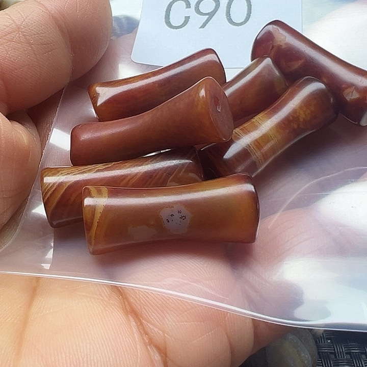 飞***朵玛瑙/玉髓未镶嵌手链