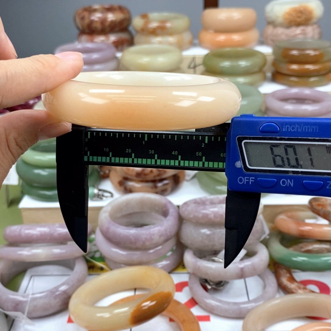 石英质玉手镯扣未镶嵌