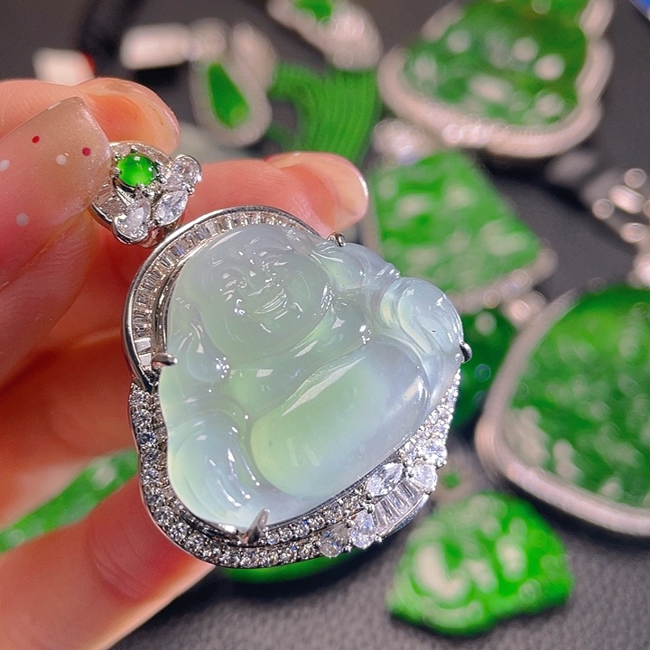 翡翠颈饰未镶嵌16，