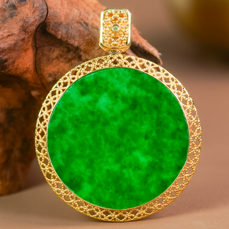 18K金镶嵌天然翡翠吊坠A货新中式镂空花丝工艺满绿翡翠绿圆牌项链
