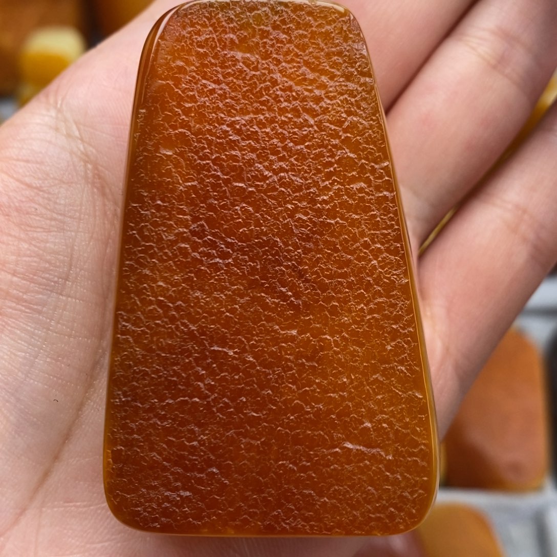 琥珀吊坠(赠链)未镶嵌