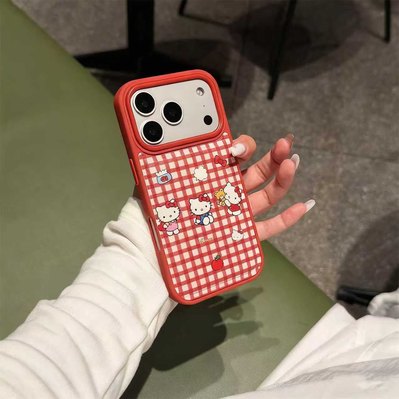 可爱卡通小熊KT适用于iphone17Promax手机壳16软胶15卡通14防摔壳